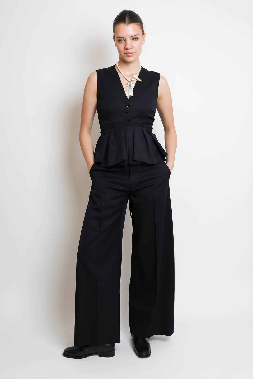 Nackiye, Gilet Bang Bang in Midnight Noir