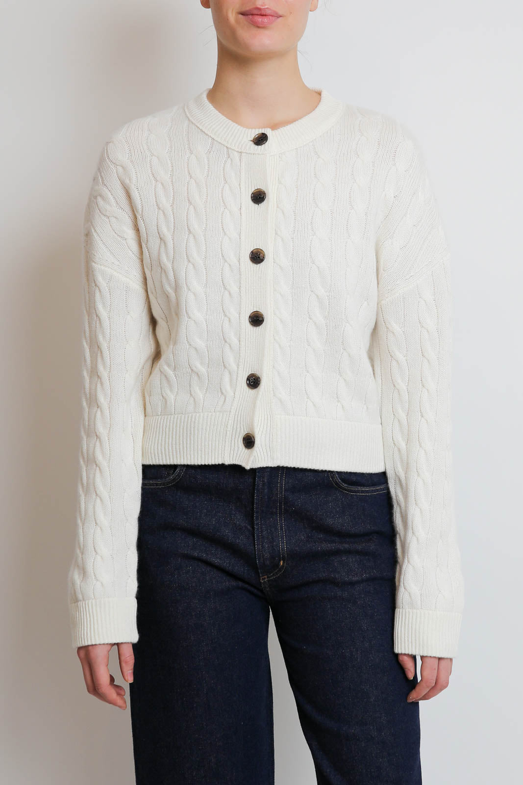 Lisa Yang, Cardigan Cassie in Cream