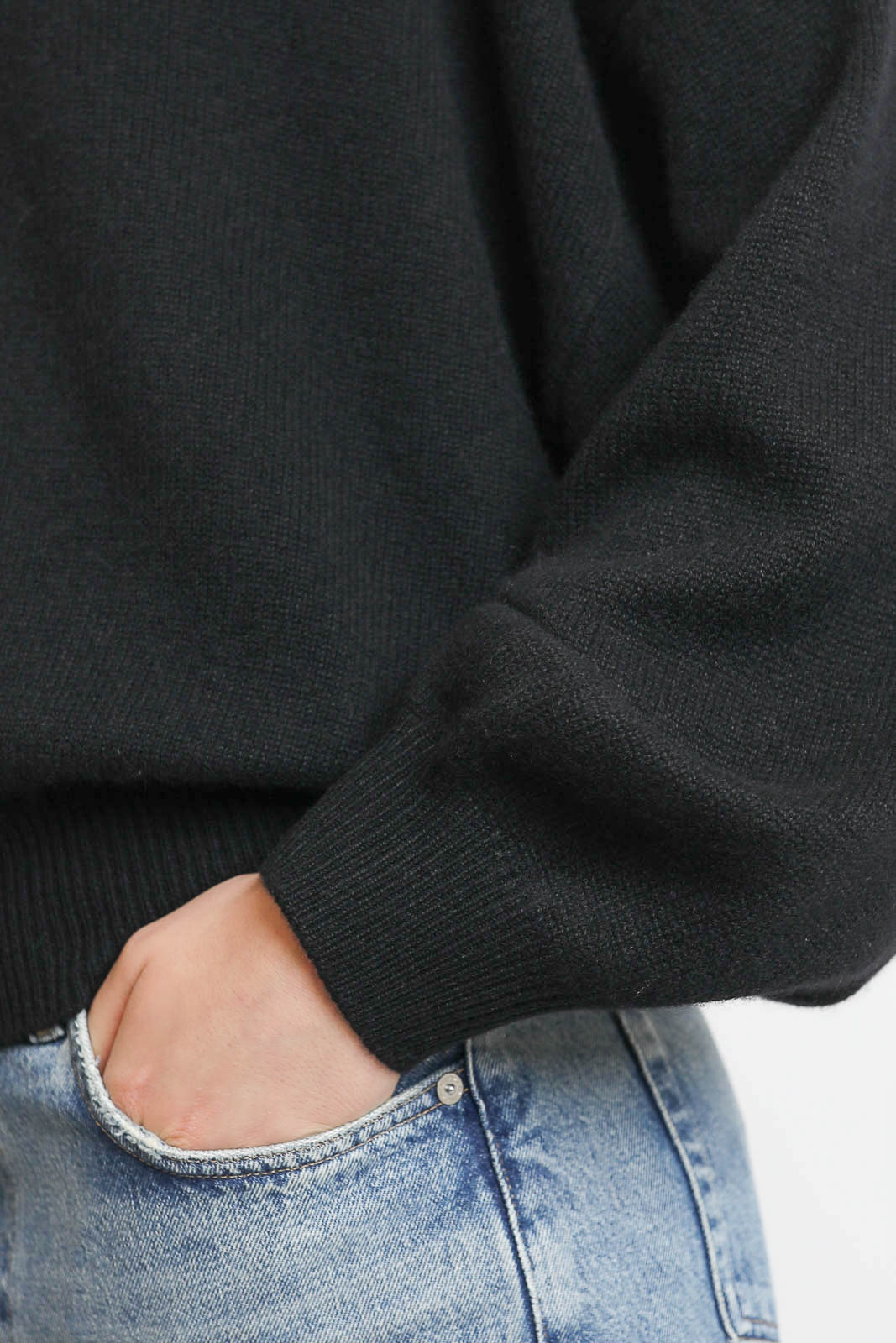 Lisa Yang, Pullover Veira in Schwarz