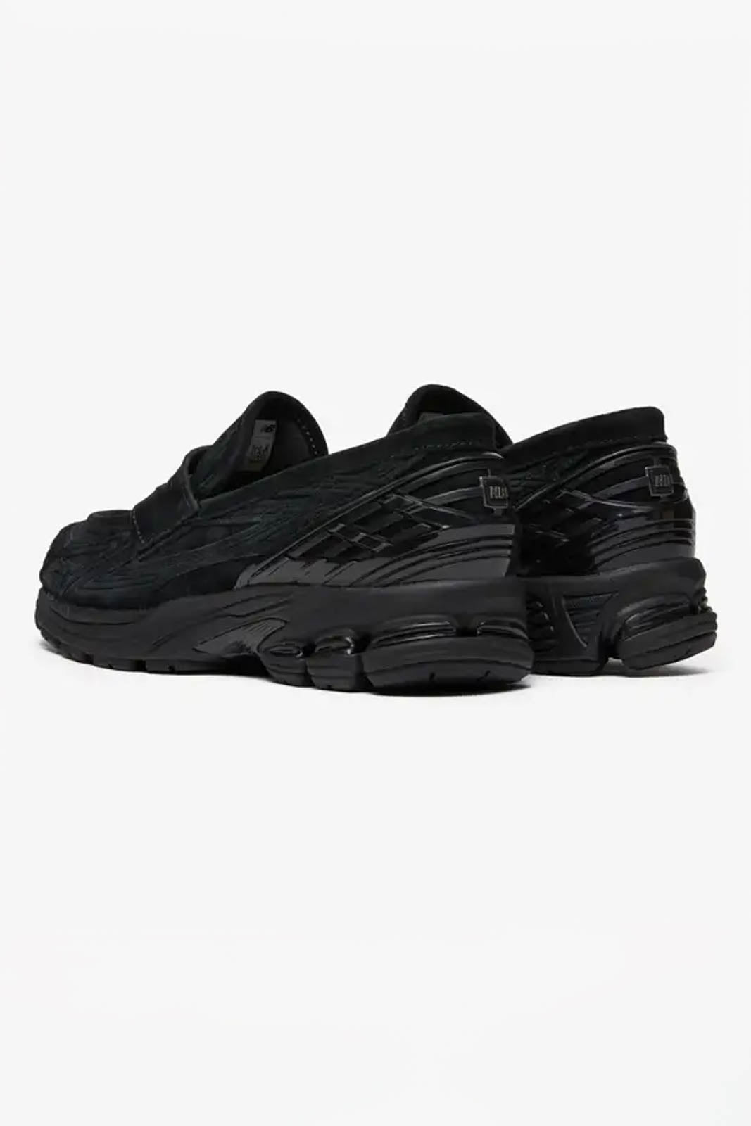New Balance, Sneakers U1906LNT in Schwarz