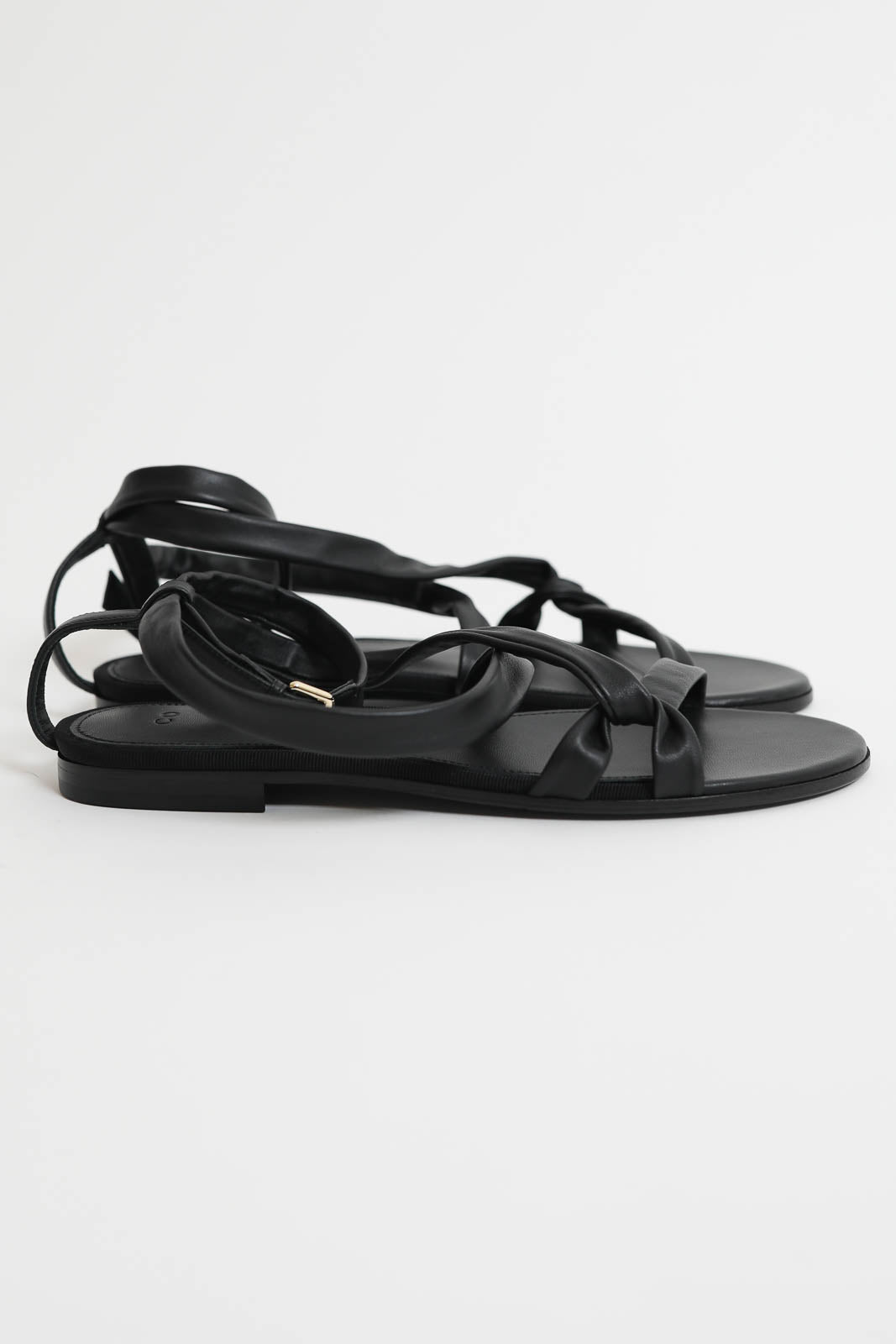 CO, Sandalen Asymmetric Gladiator in Schwarz