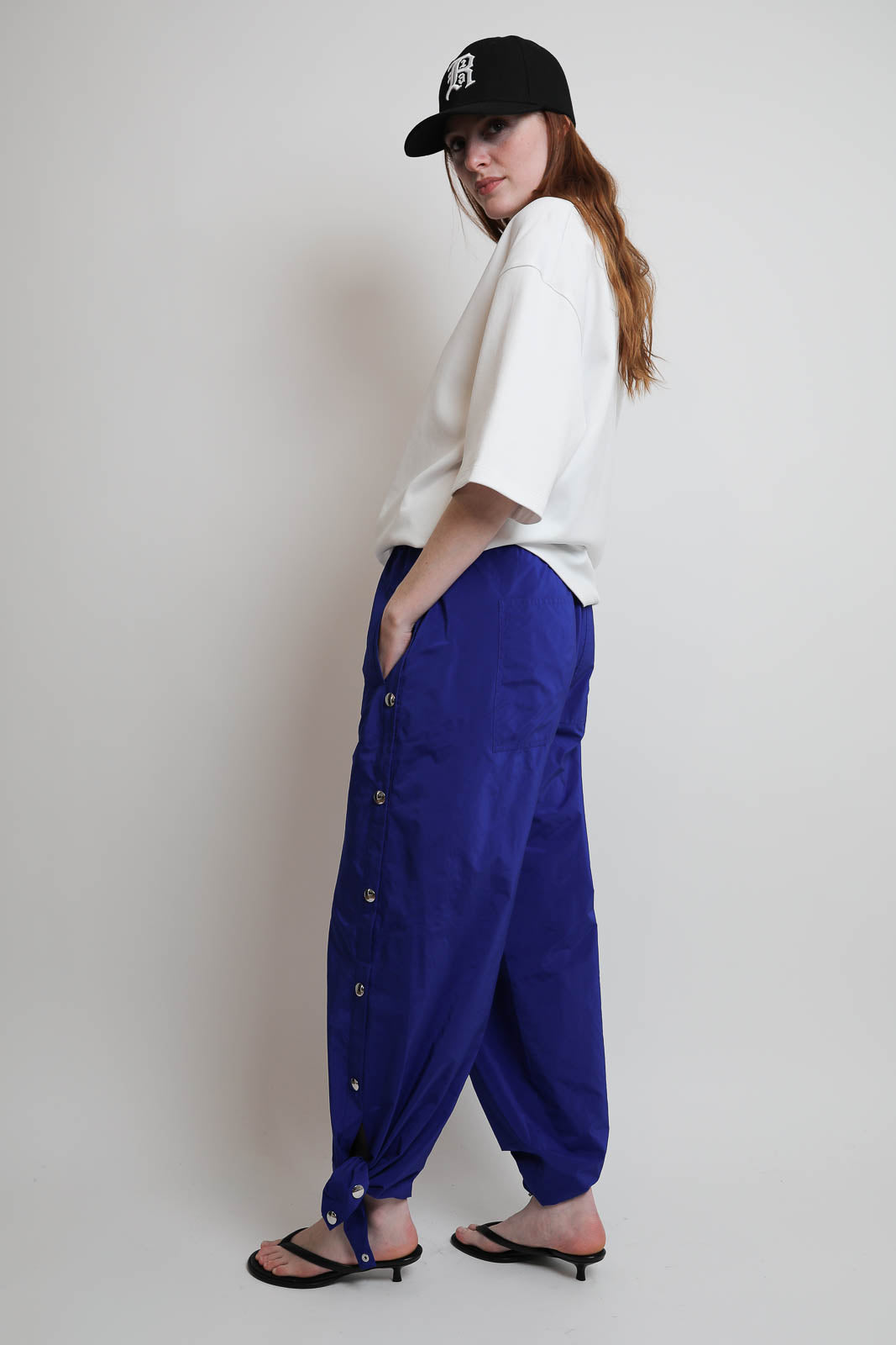 Tibi, Hose Nylon Snap in Blau