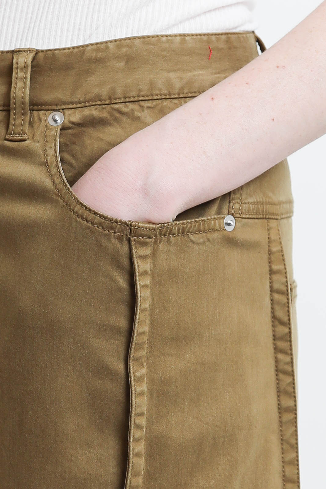 Tibi, Hose Twill Tuck in Dark Tan