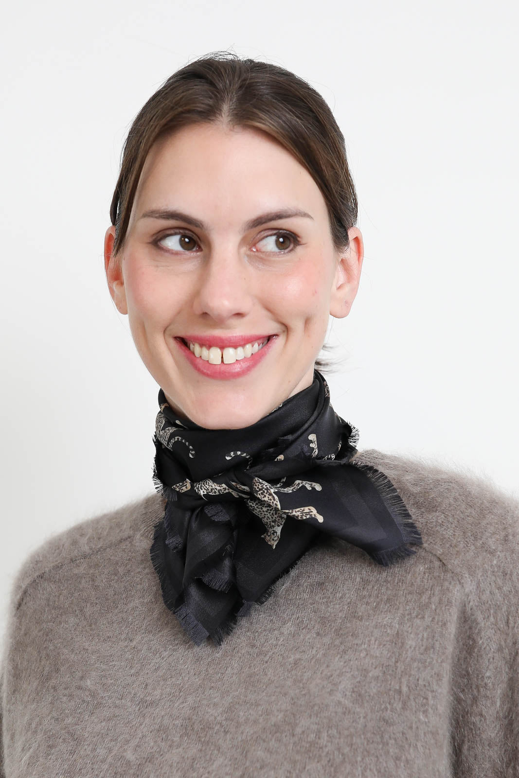 Nili Lotan, Schal Cheetah in Cheetah Print