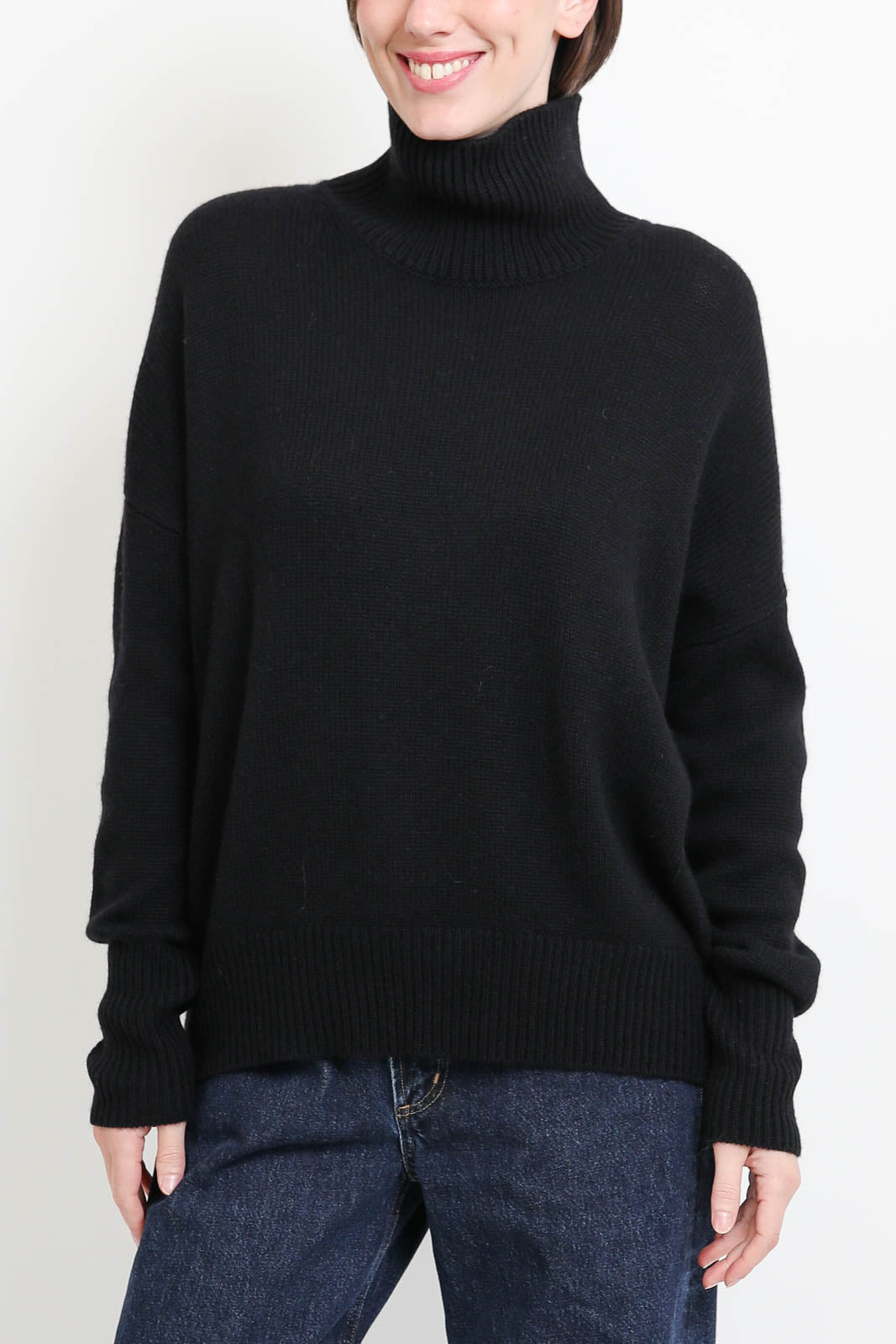 Lisa Yang, Pullover Heidi in Schwarz