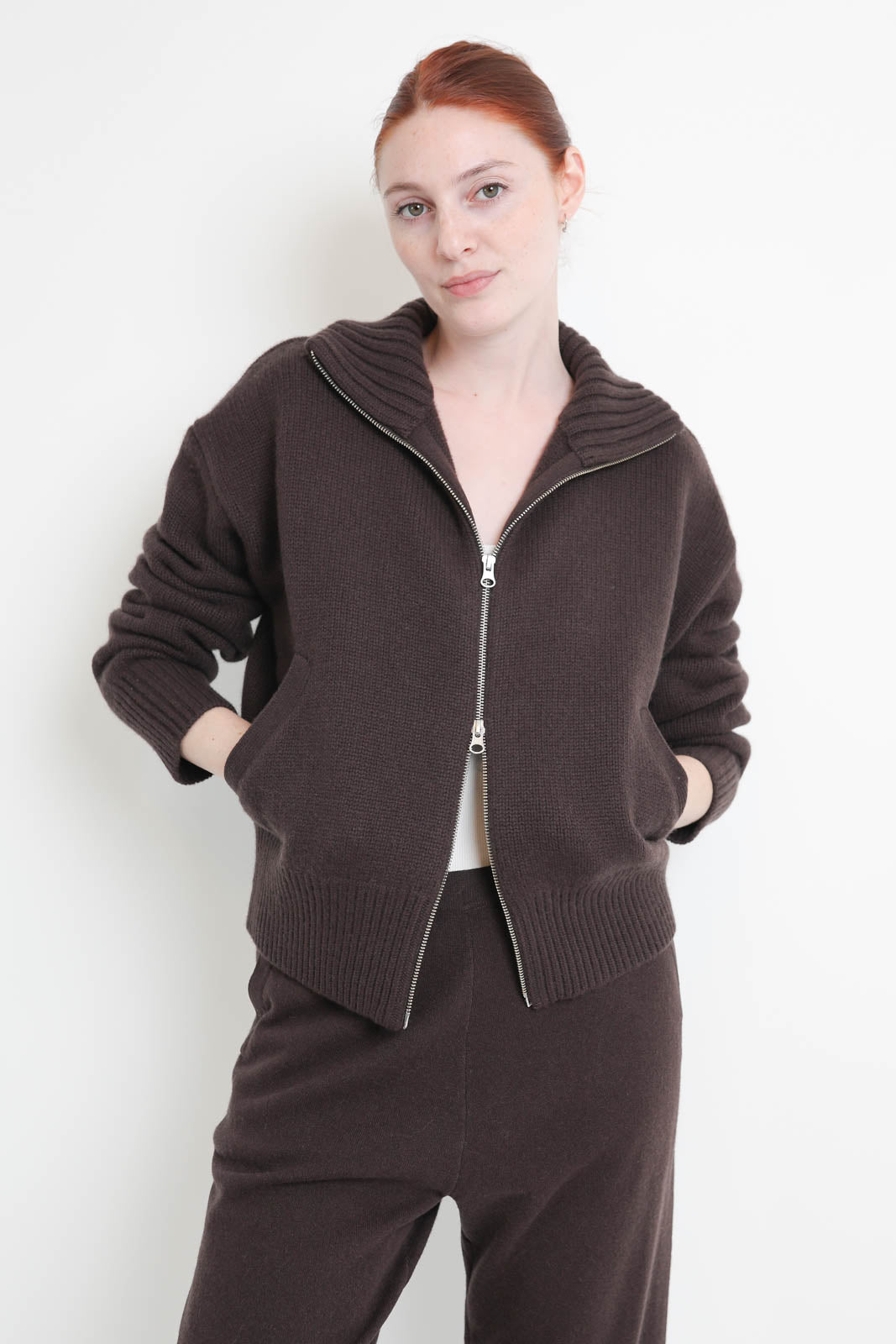 Extreme Cashmere, Cardigan Xtra Fab in Dark Brown