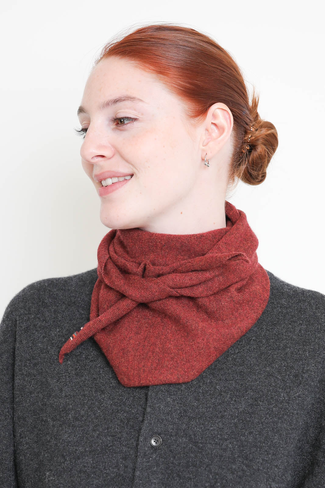 Extreme Cashmere, Schal Bandana in Maroon