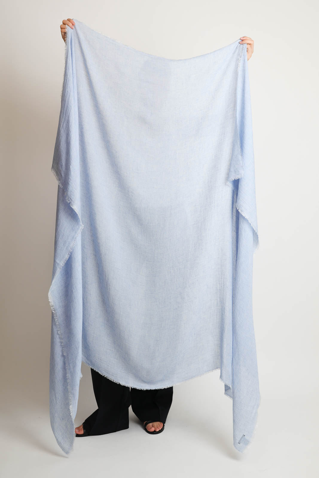 Faliero Sarti, Schal Penelope in Blau