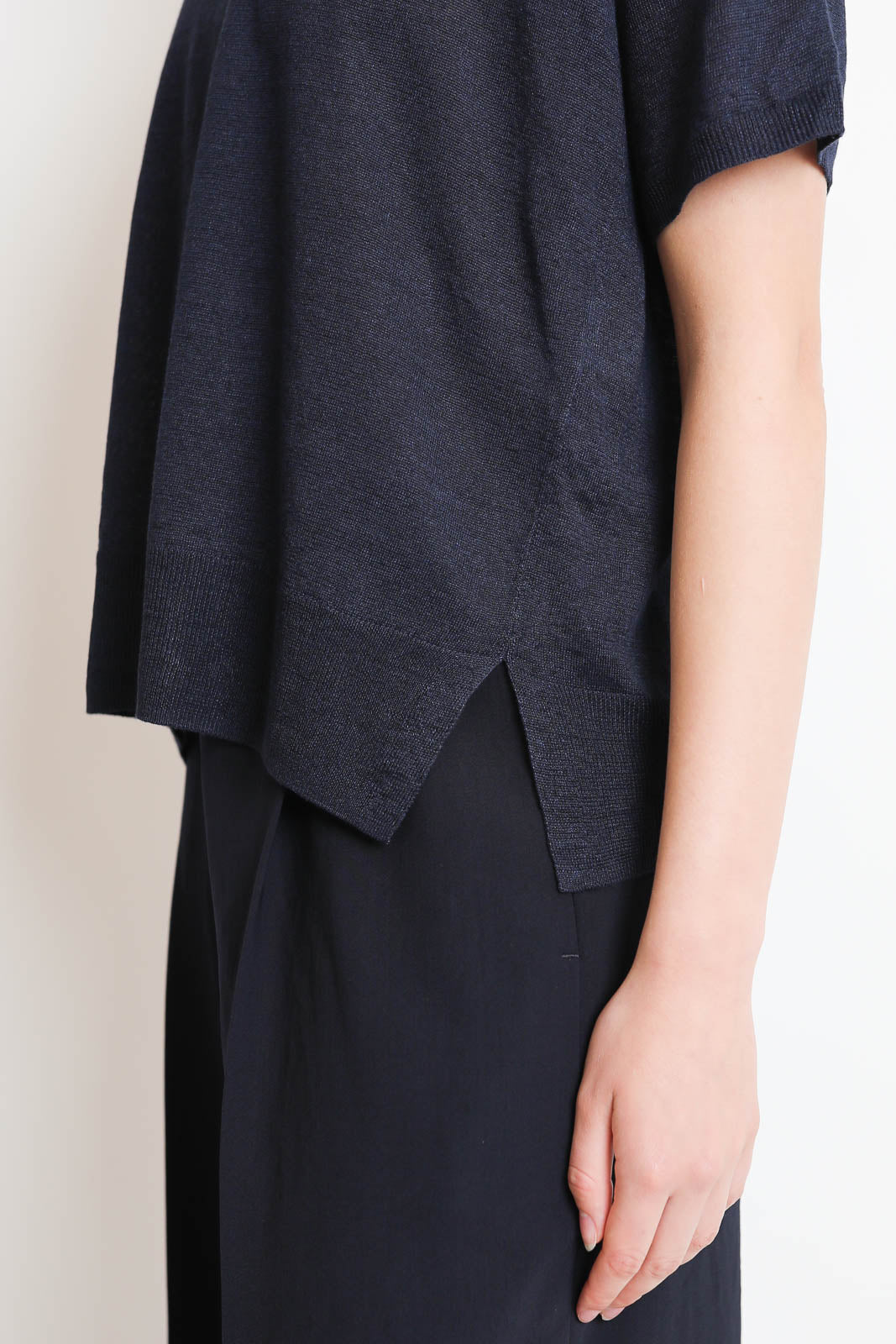 C. T. Plage, Pullover Round in Navy