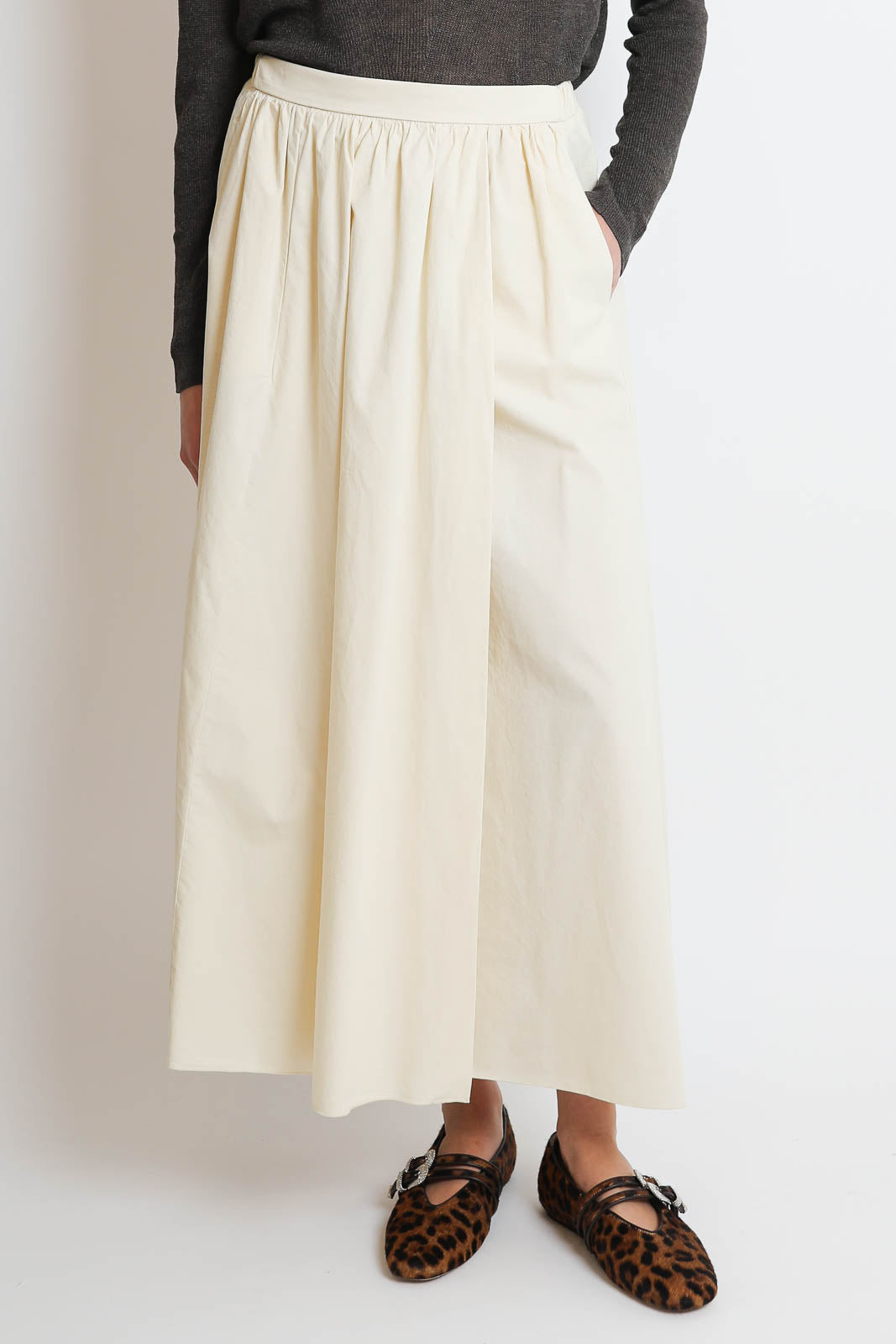 Pomandere, Rock mit Schlitz in Chalk