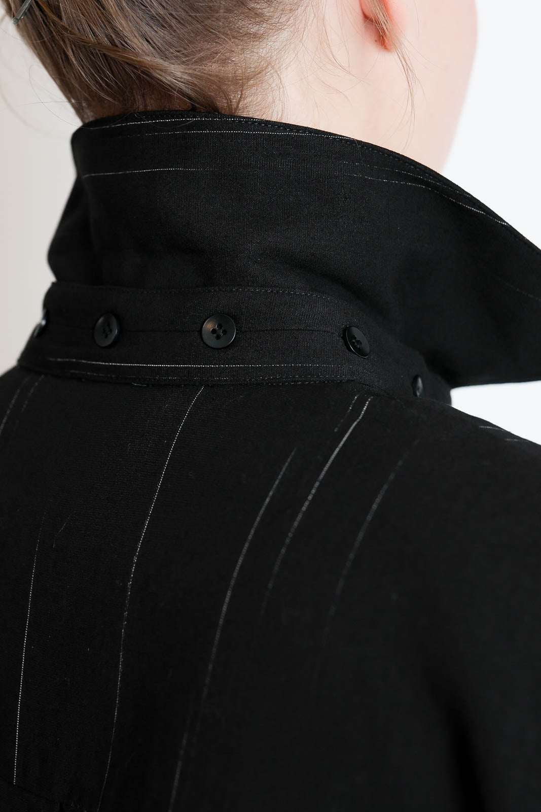 Bluse Suiting Detatched in Black Multi