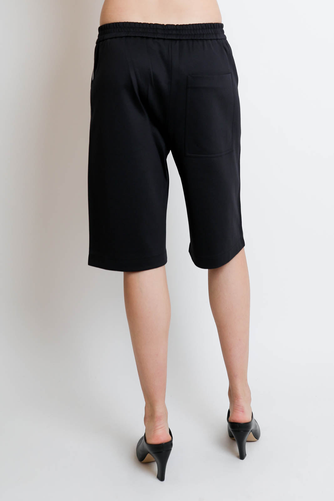 Bermudas Active Knit in Schwarz