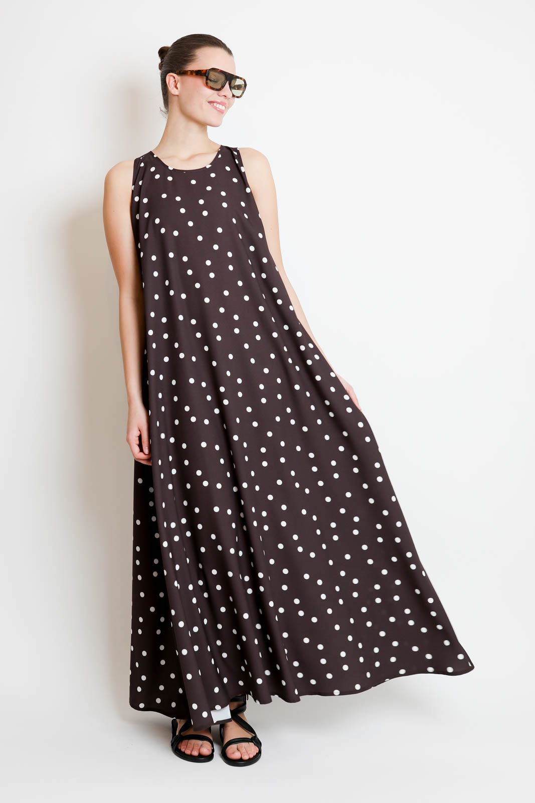 Kleid Ona Tupfen in Tupfen Braun