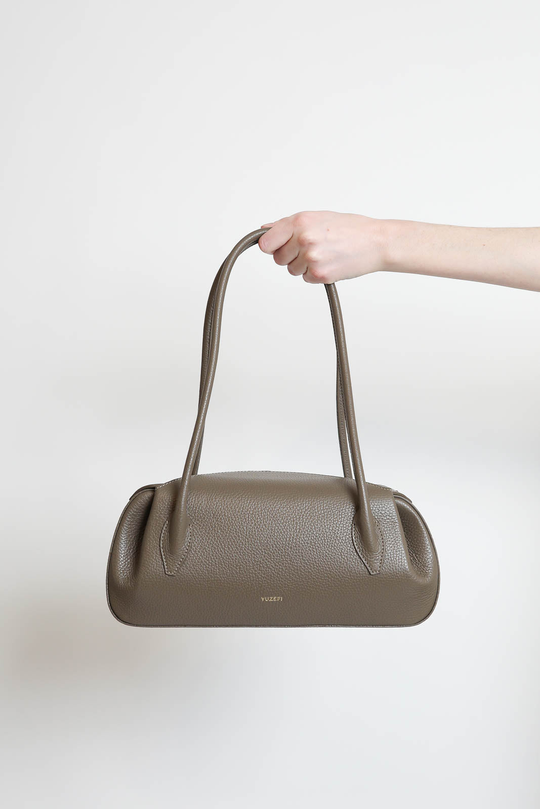 Yuzefi, Tasche Oyster in Taupe