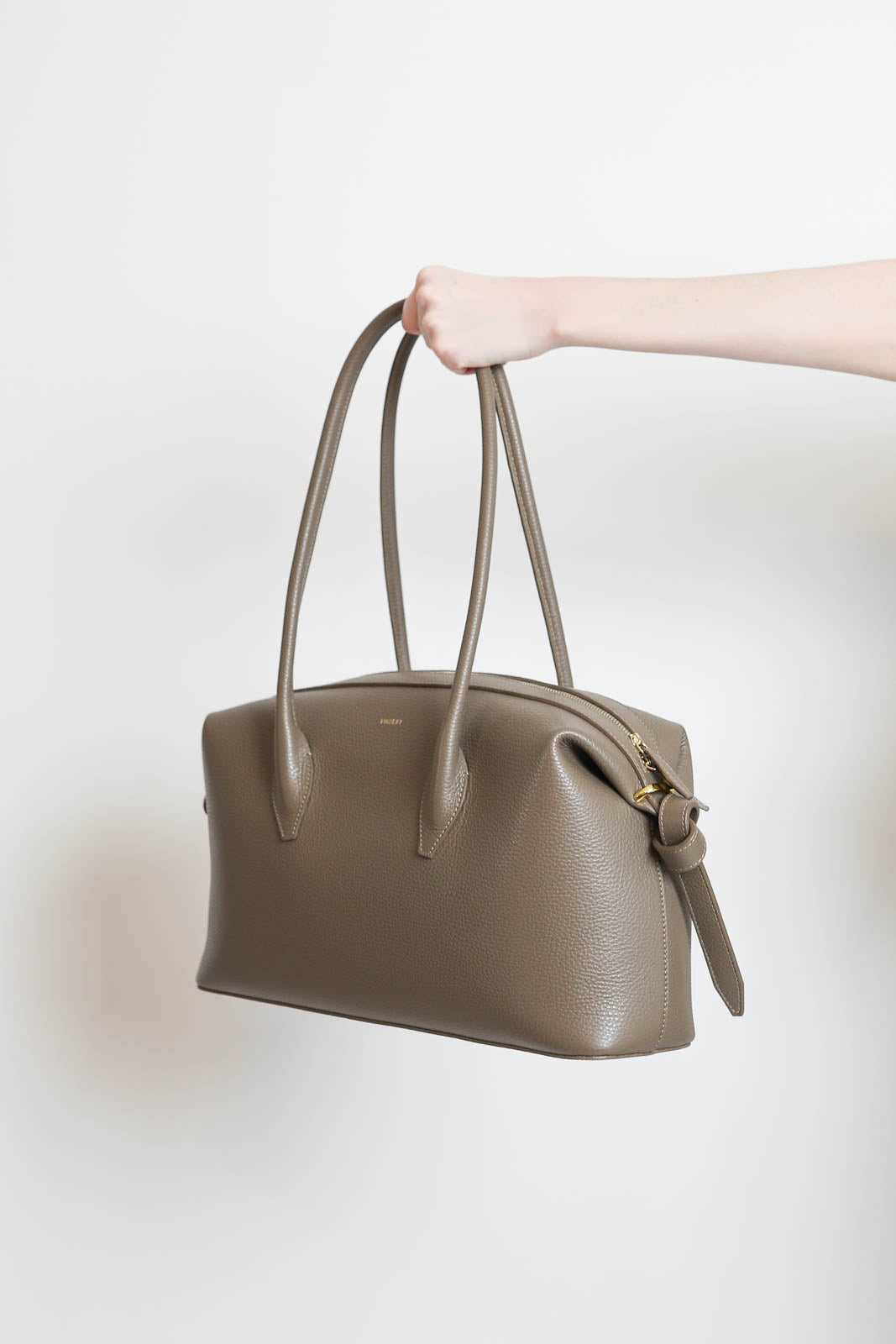 Yuzefi, Tasche Brioche Duffle in Taupe