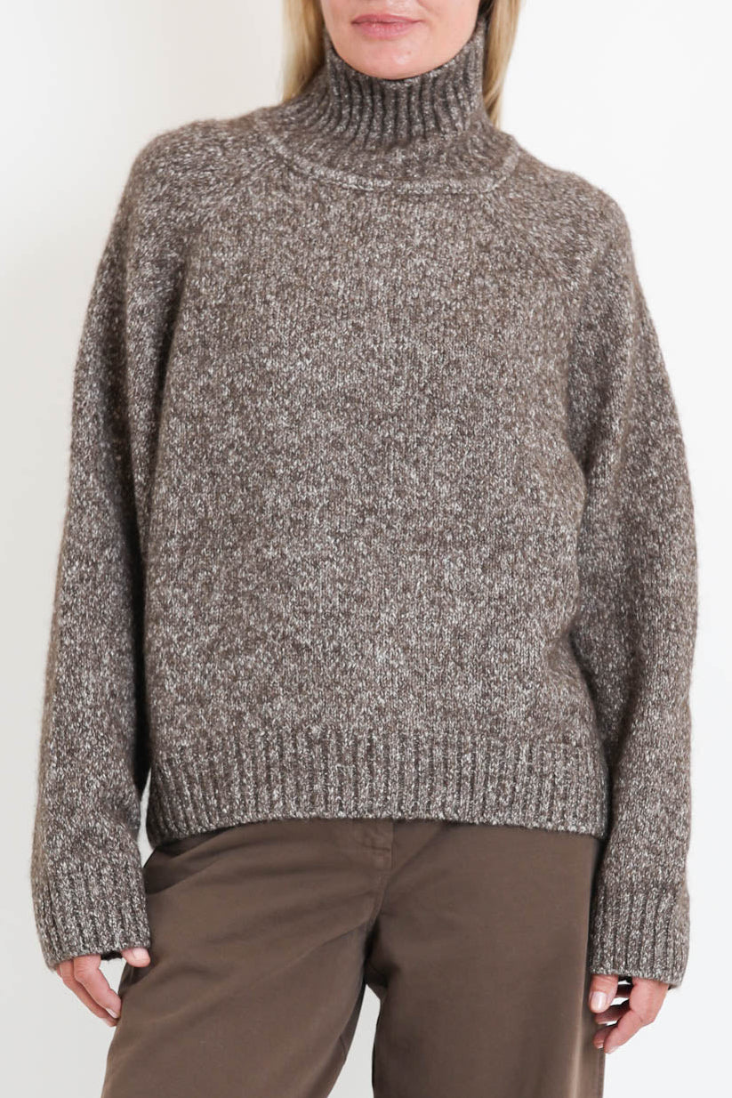 Zenggi, Pullover Roll Neck in Brownstone