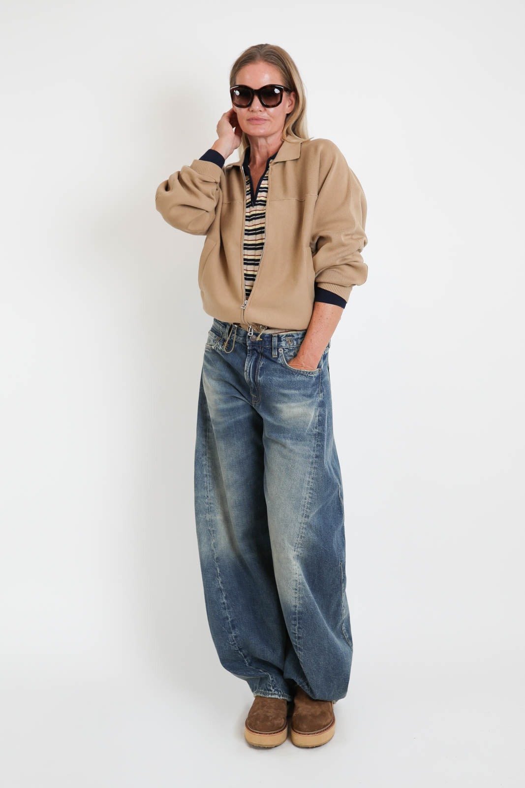 Guest in Residence, Jacke / Cardigan Windbreaker in Camel