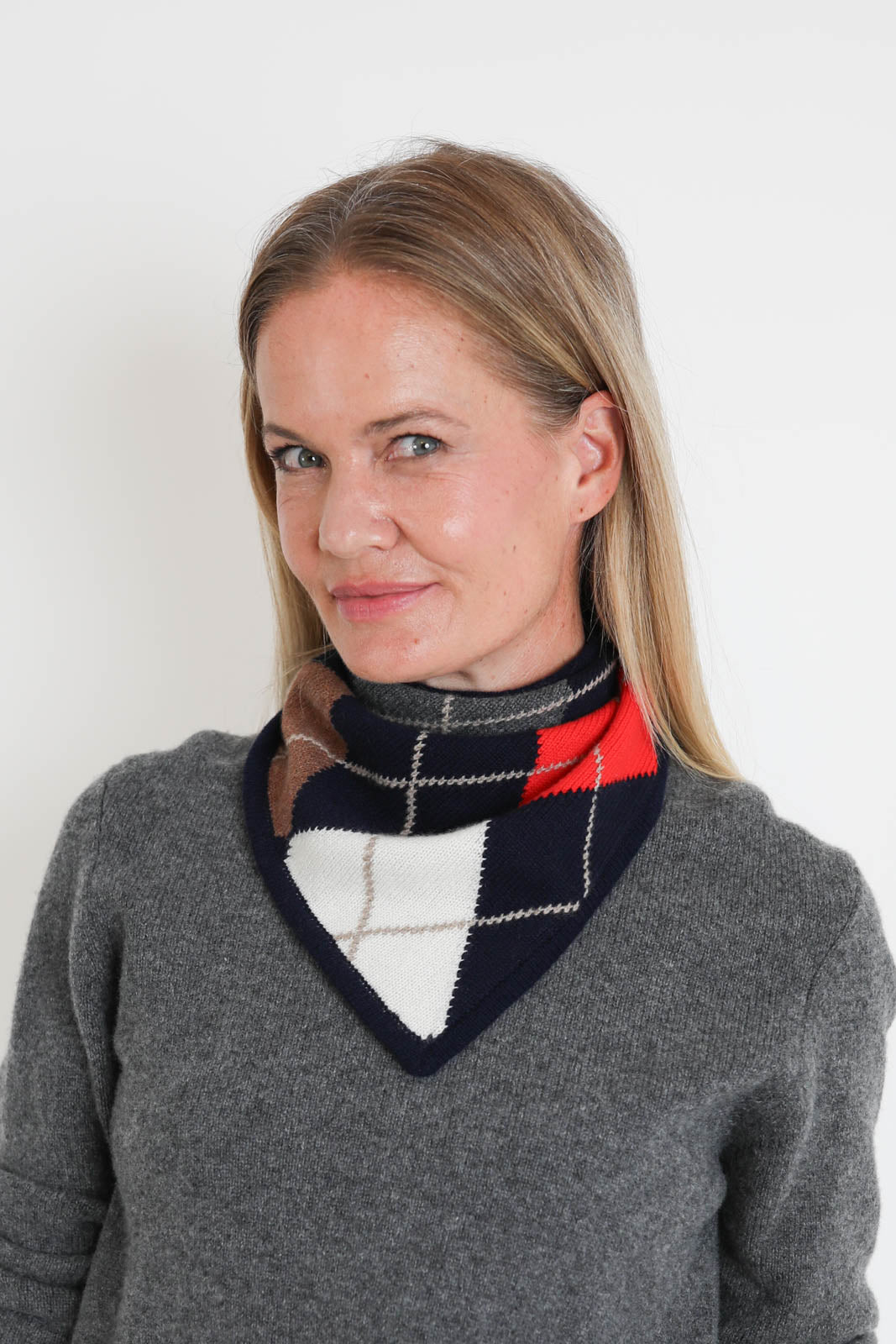 &Daughter, Foulard Fionn Argyle in Navy with White Red & Hazelnut