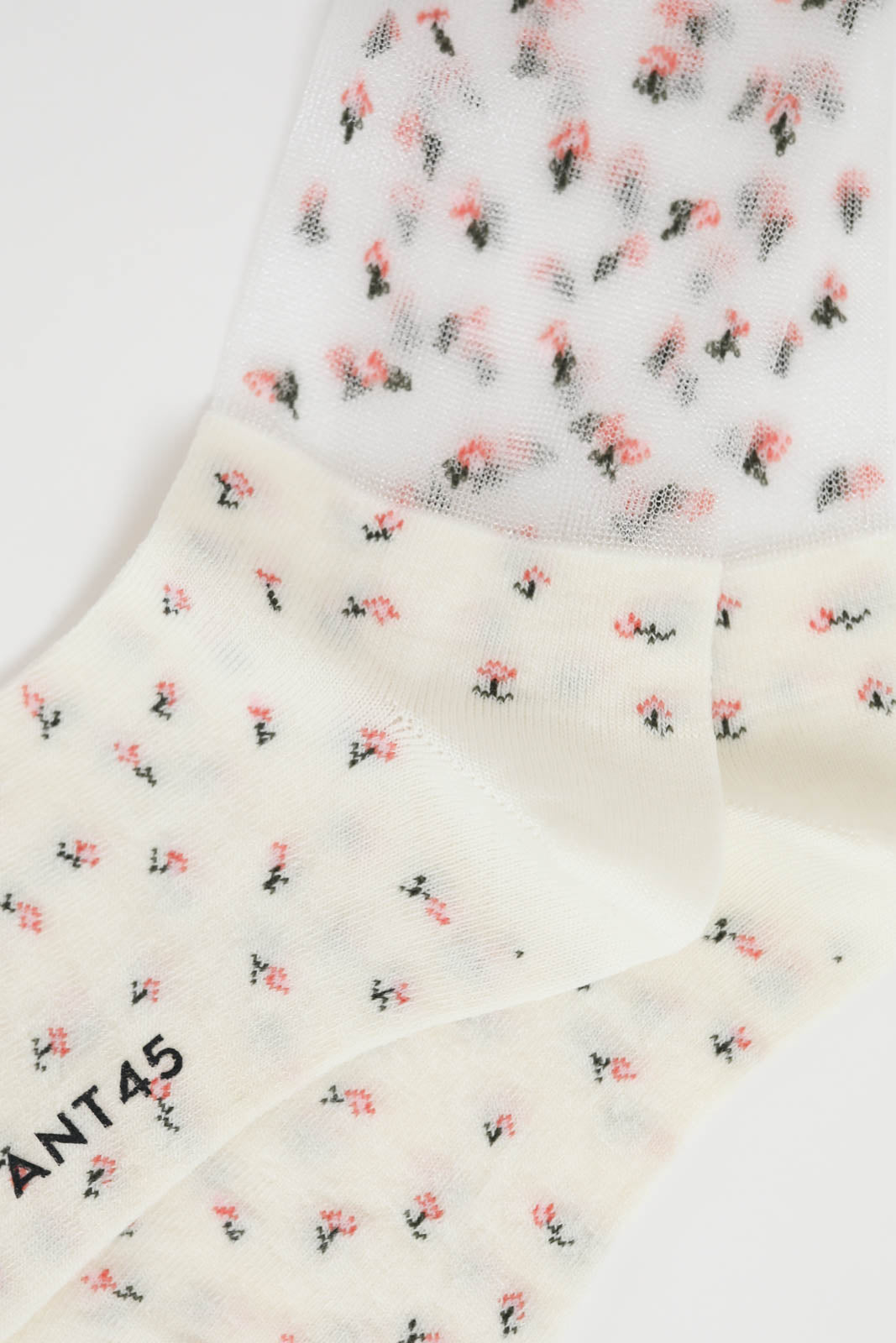 ANT45, Socken Peng in Milk