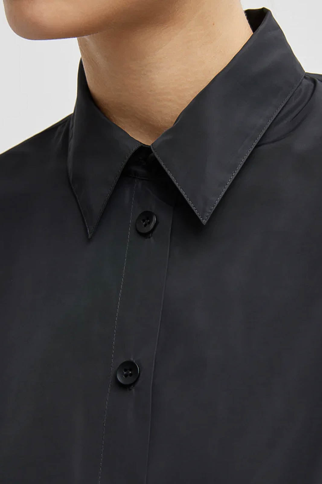 Bluse Sporty Nylon in Schwarz