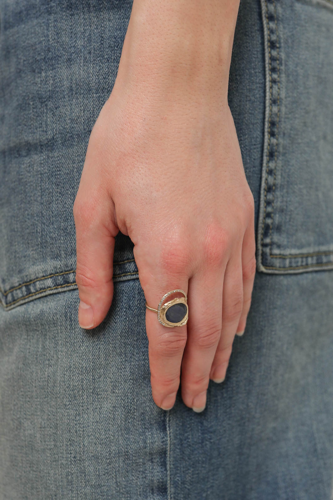 Pascale Monvoisin, Ring Gaia in Labradorite