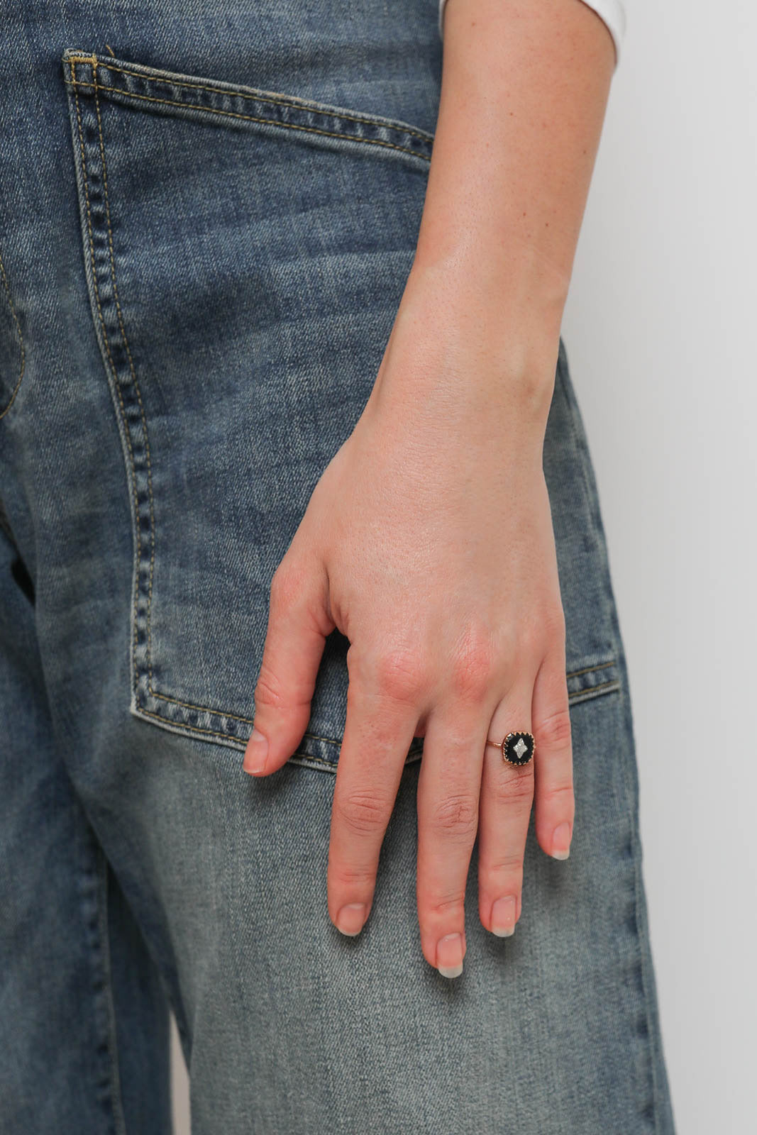 Pascale Monvoisin, Ring Pierrot in Schwarz