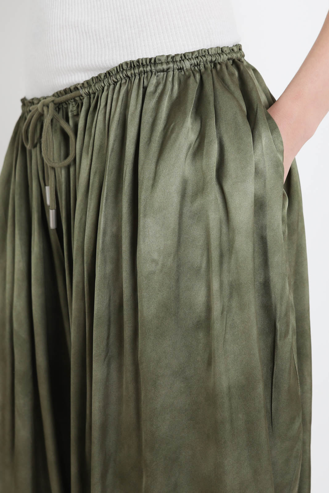 CO, Hose Gathered Waist in Jade