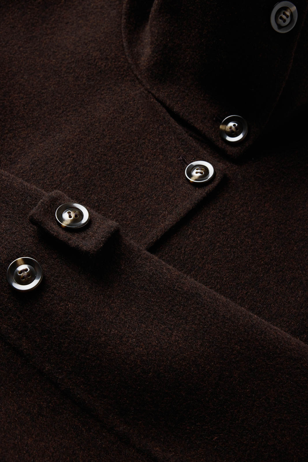 Soeur, Mantel James in Marron Fonce