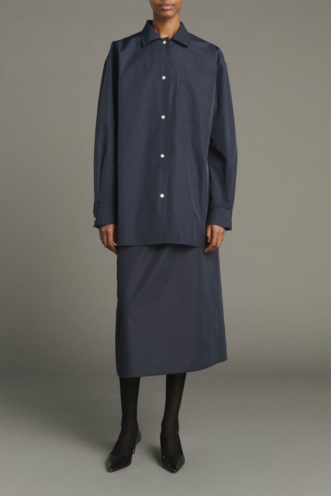 Soeur, Rock Lili in Navy
