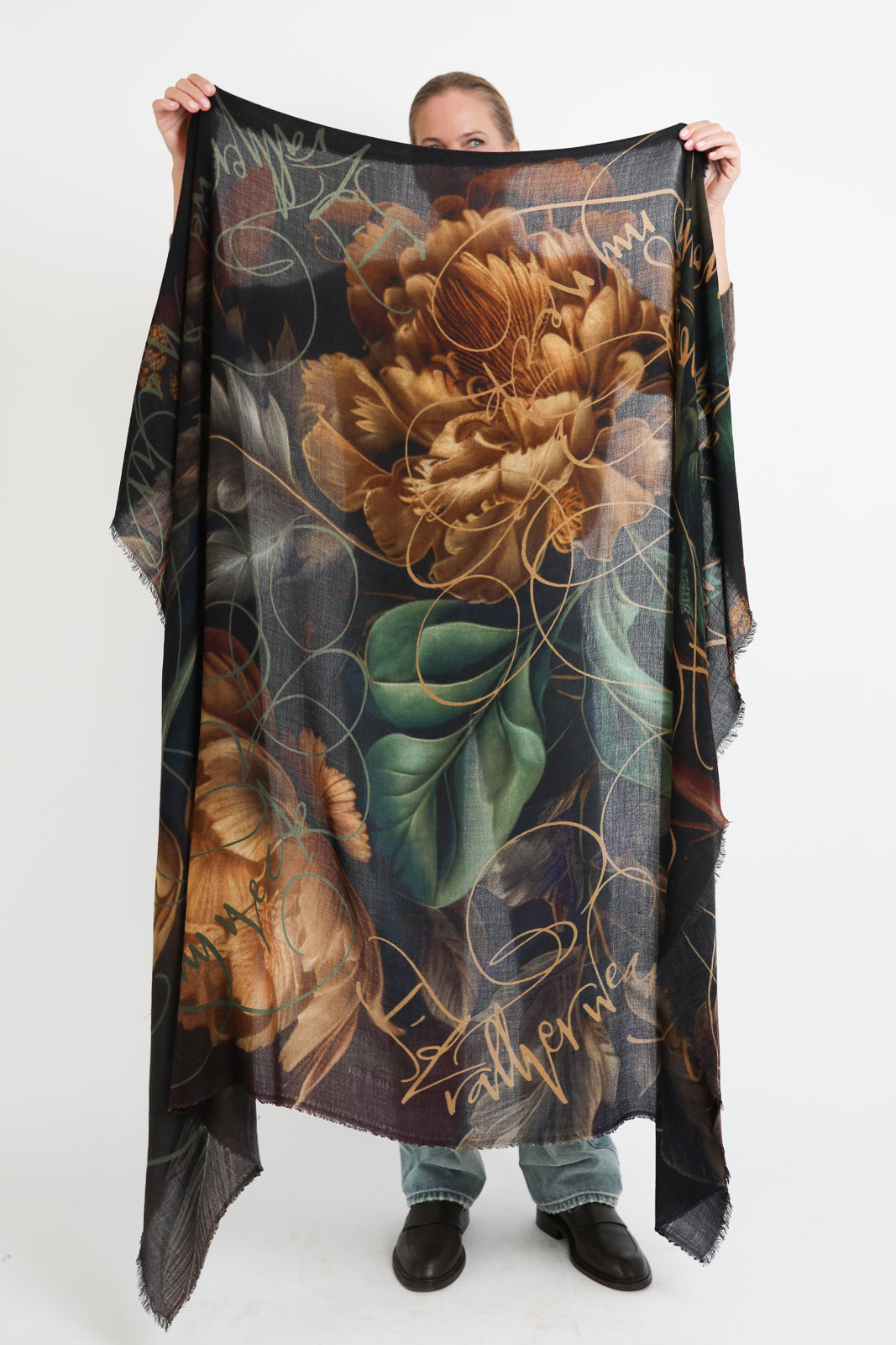 Faliero Sarti, Schal Flowering in Multi