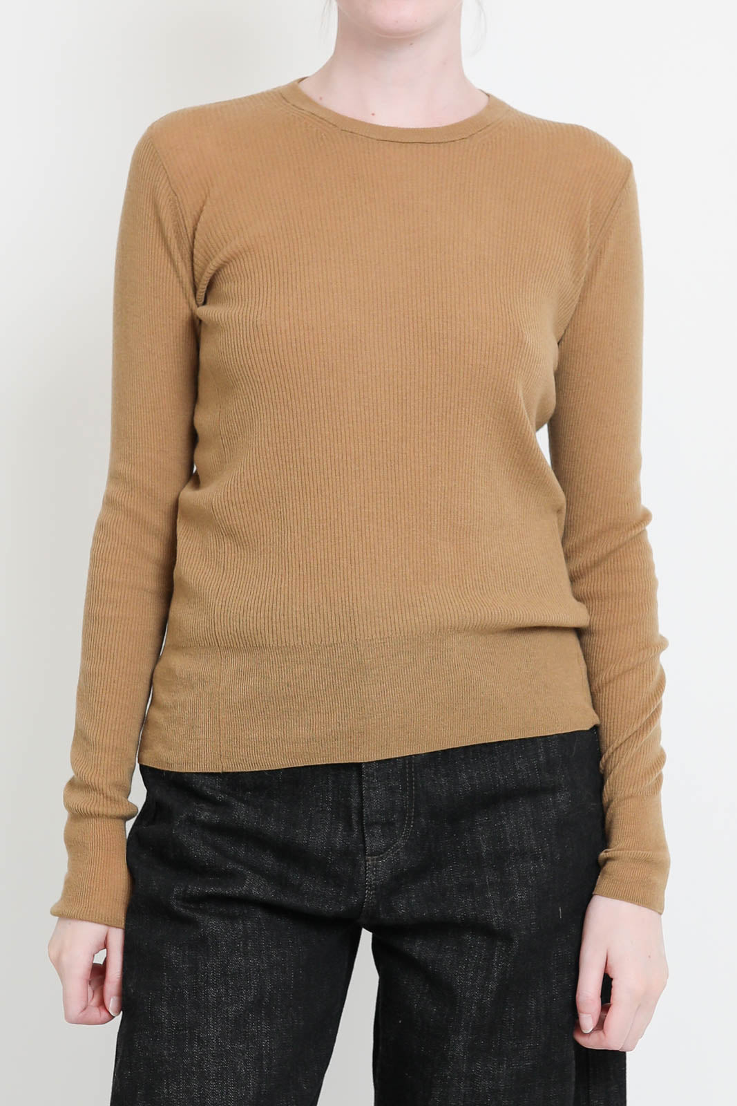 Langarm-Shirt aus Wolle in Camel