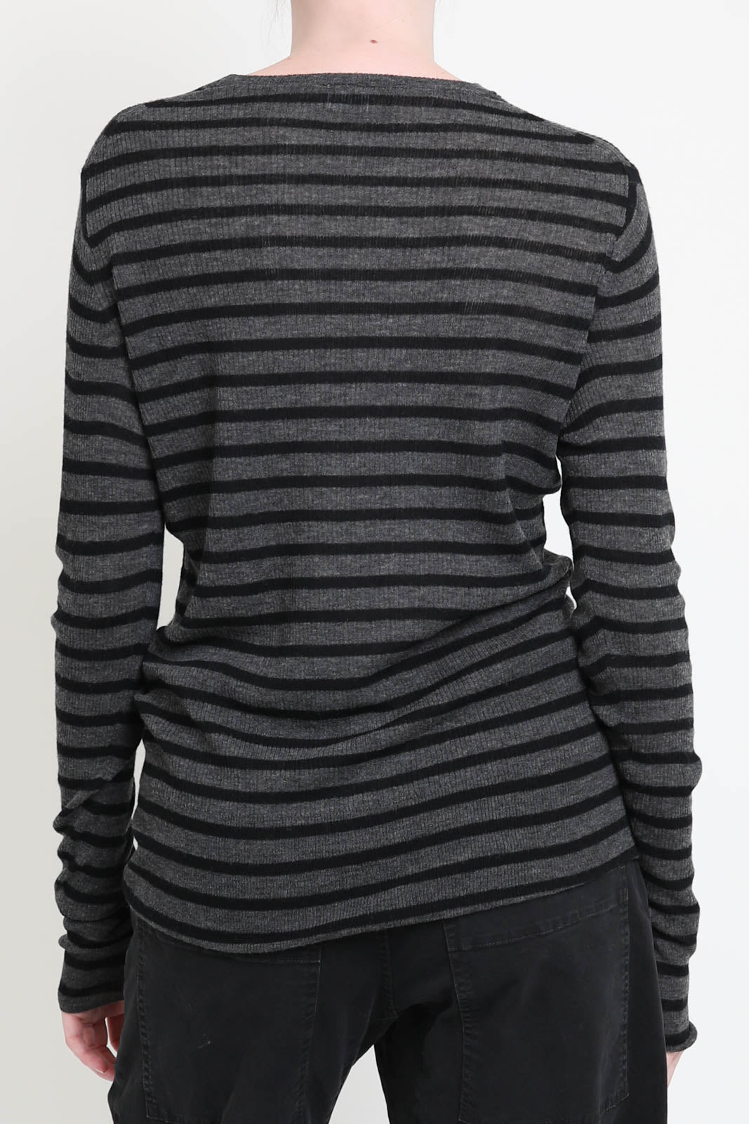 Langarm-Shirt aus Wolle in Grey x Black