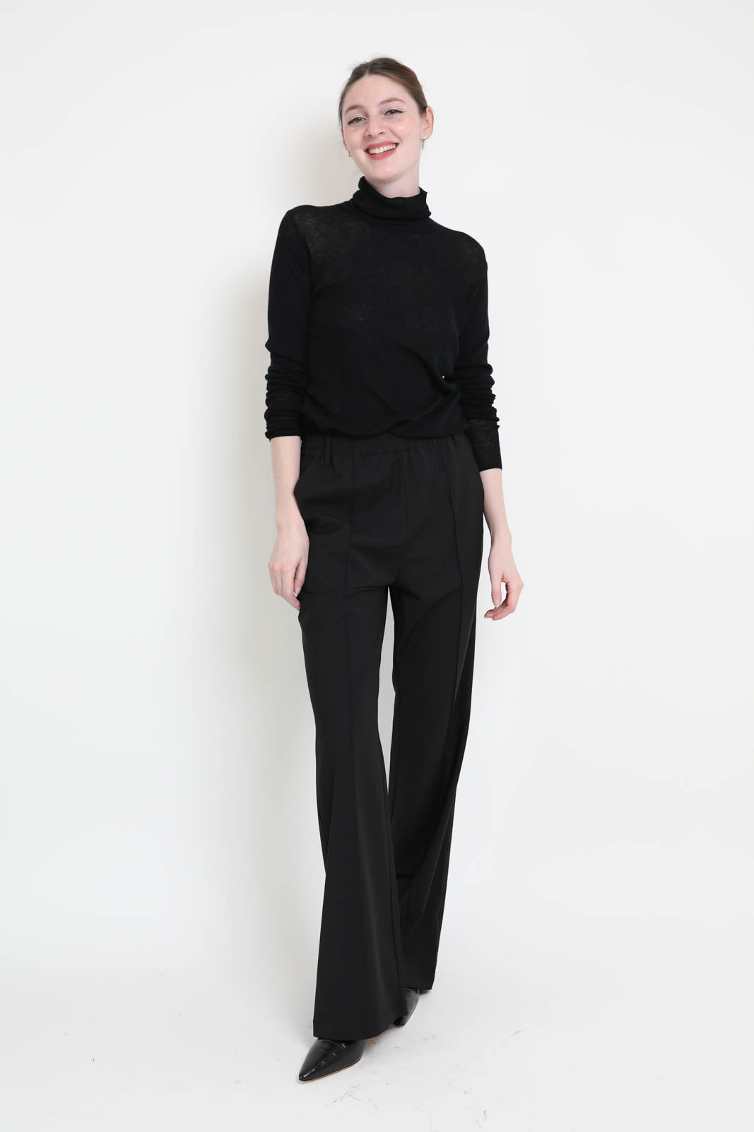 Pullover aus Wolle in Schwarz