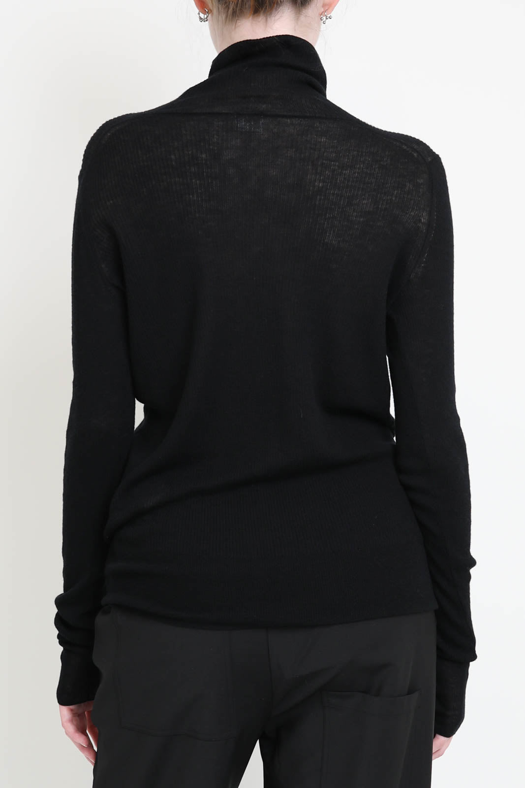Pullover aus Wolle in Schwarz