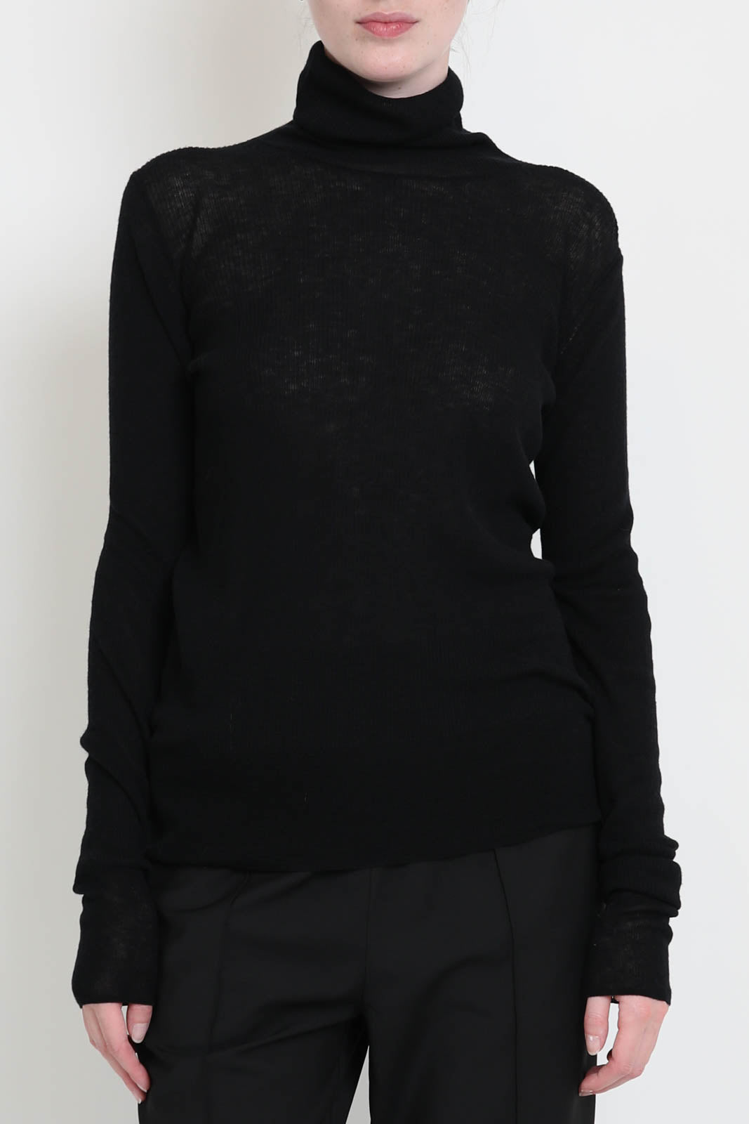 Pullover aus Wolle in Schwarz