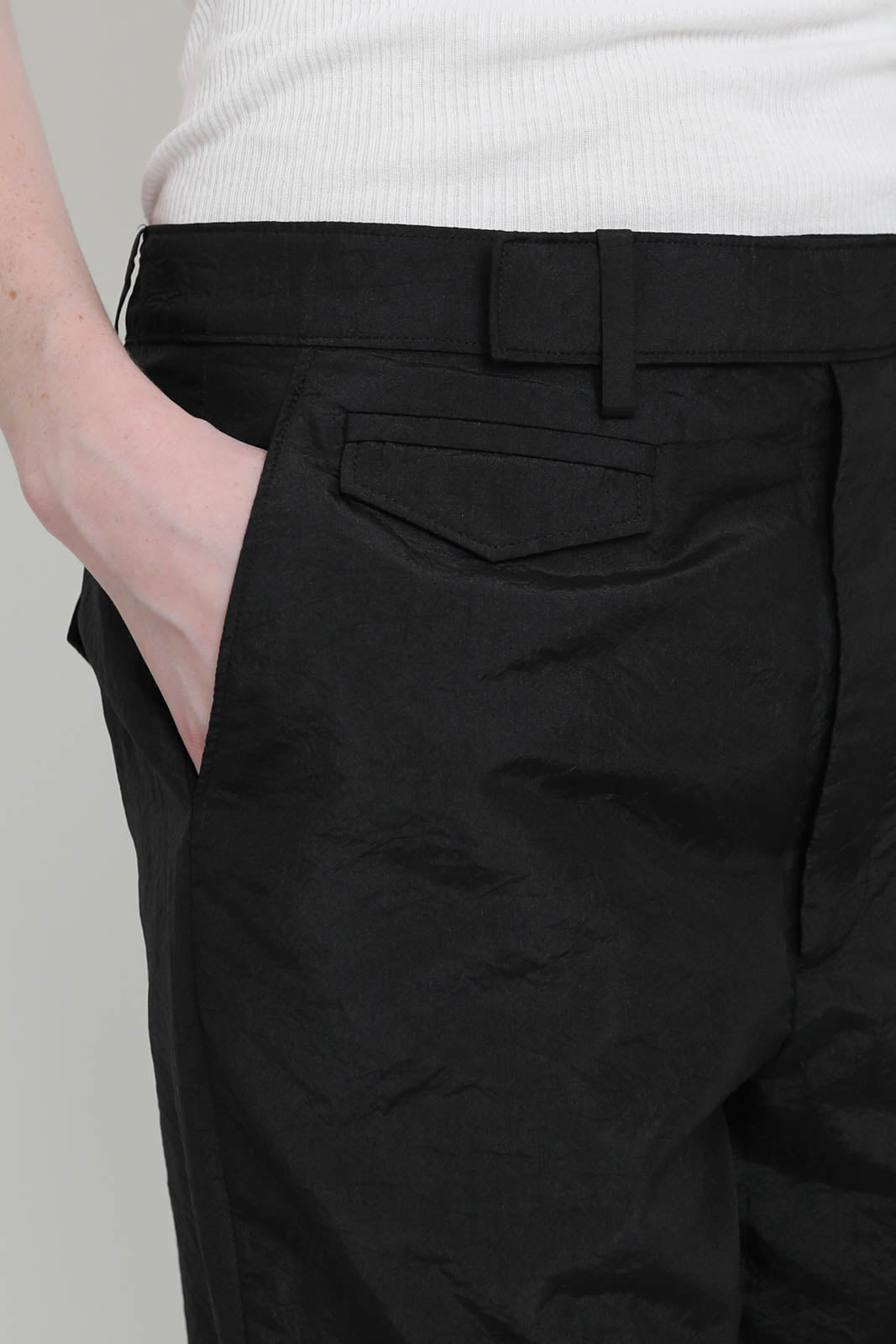 Tibi Hose Crispy Rodney in Schwarz