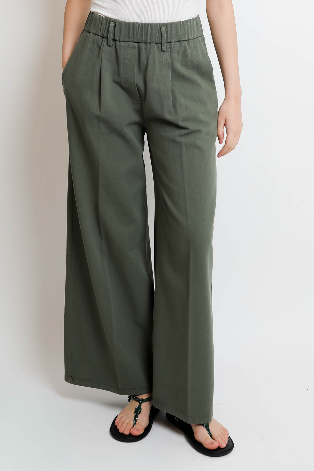 Forte-Forte_Hose Fluid in Khaki