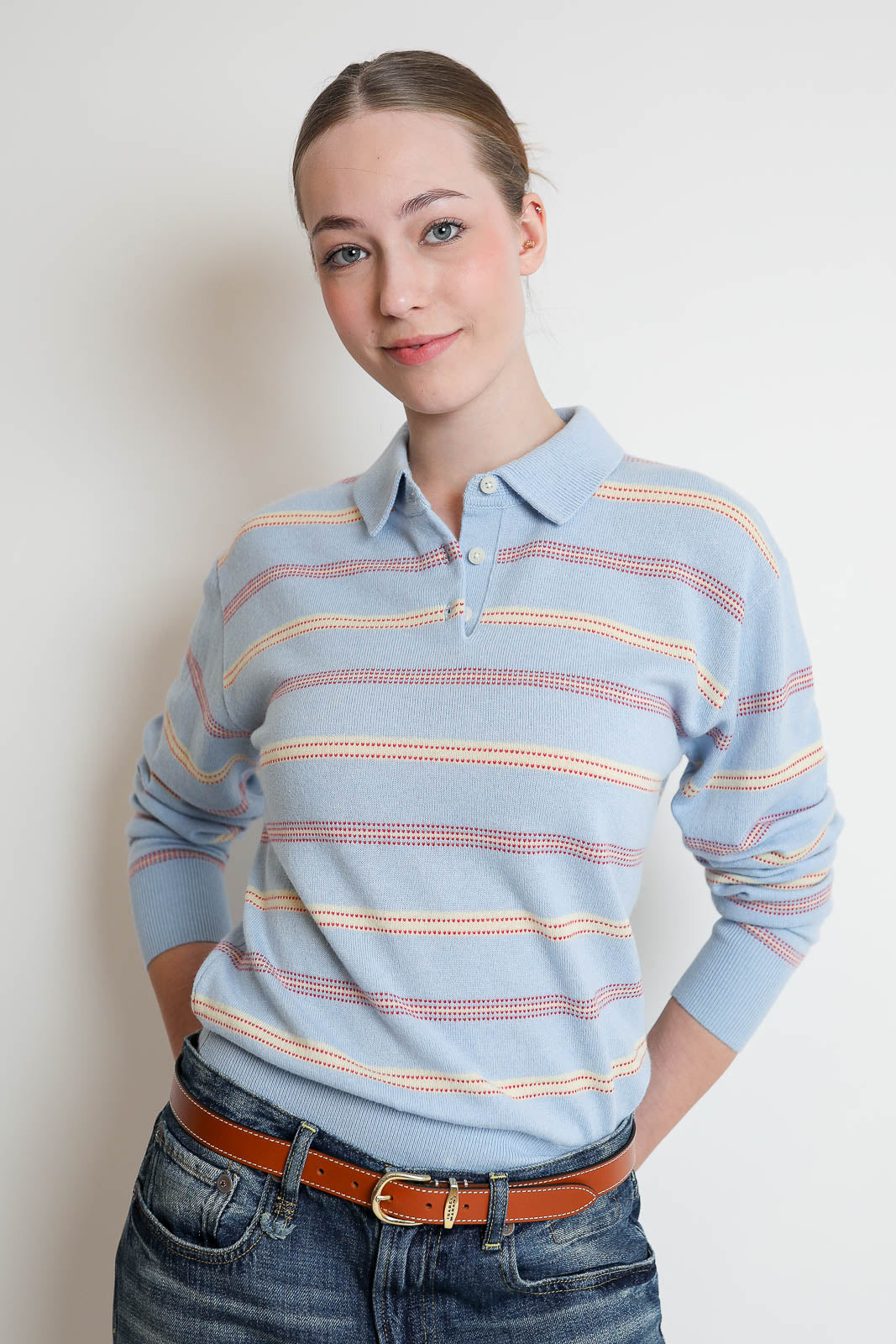 Guest in Residence, Pullover Collegiate in Clear Sky