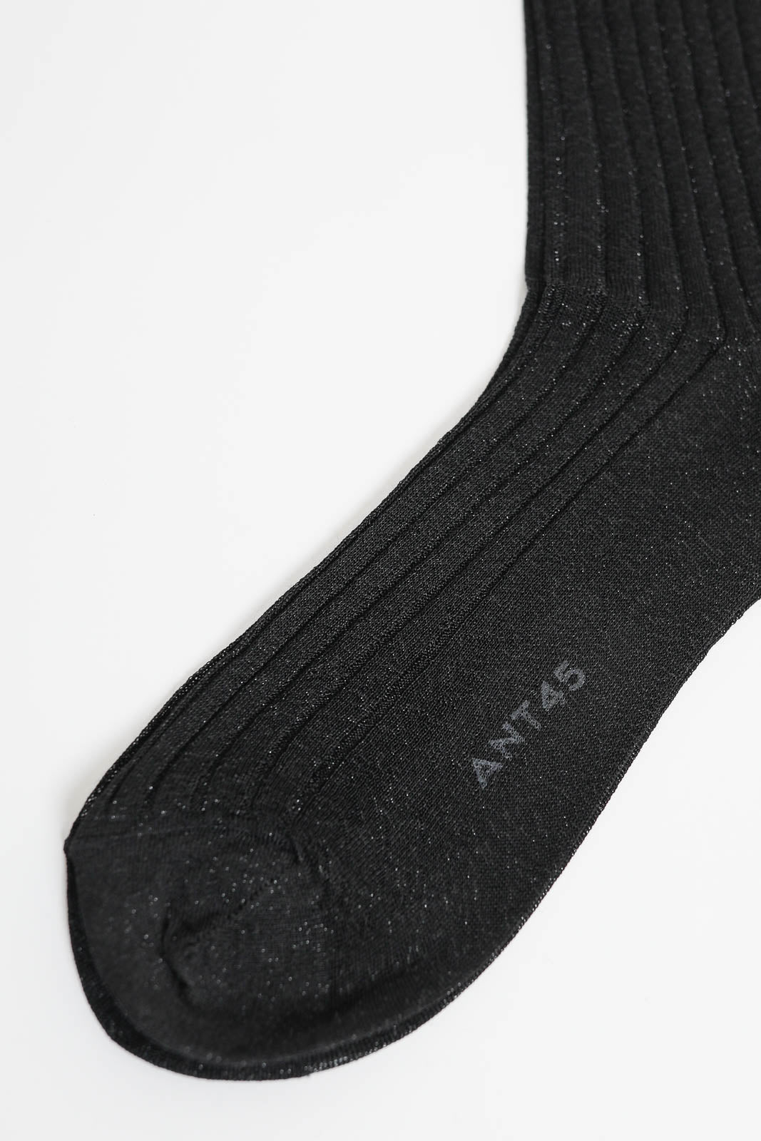 ANT45, Socken Ilex Short in Schwarz