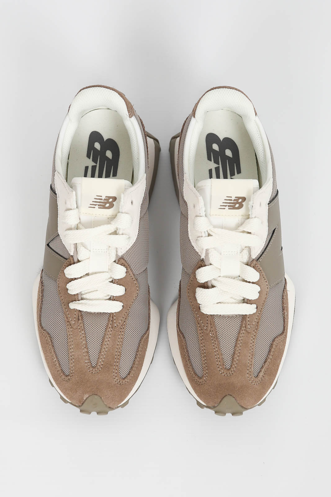 Sneakers 327 LNC in Mushroom
