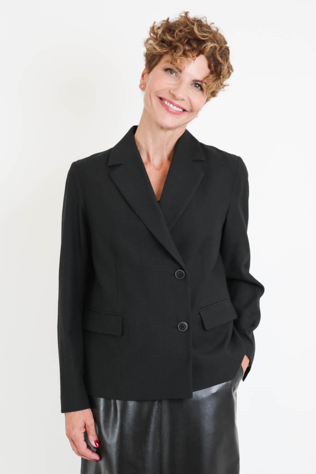Pomandère, Blazer aus Wolle in Schwarz