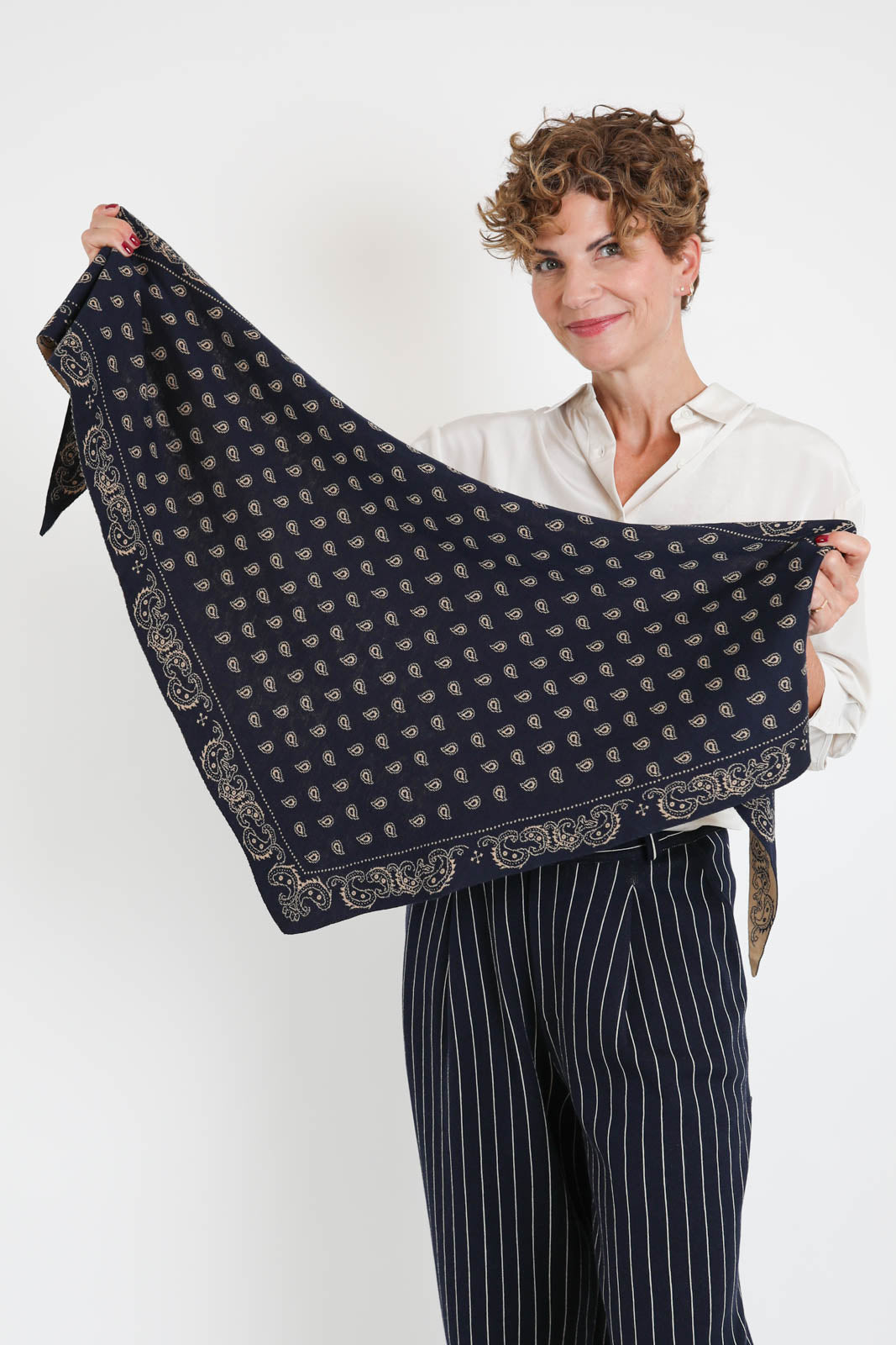 Guest in Residence, Schal Wild Rag in Navy/Camel