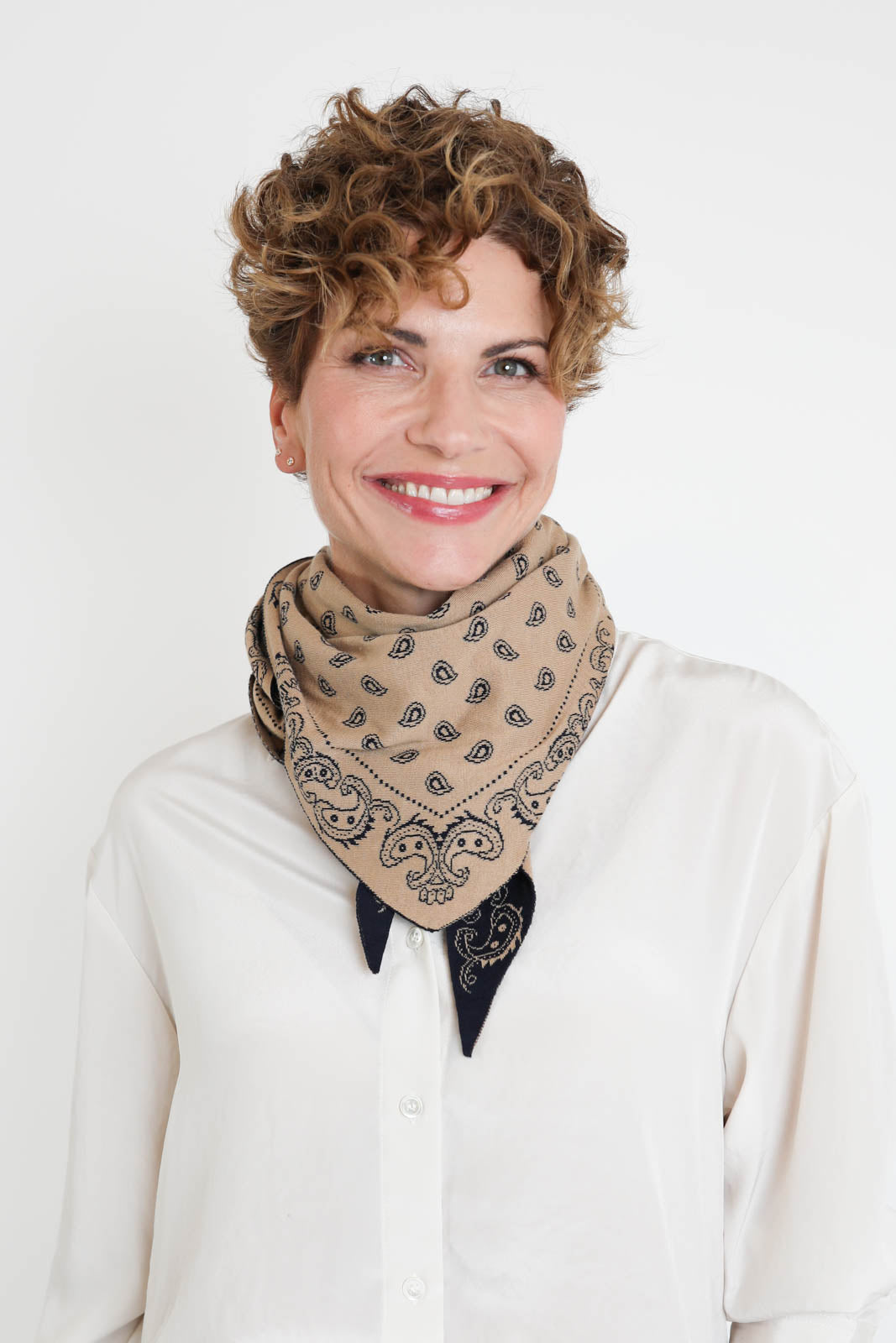 Guest in Residence, Schal Wild Rag in Navy/Camel