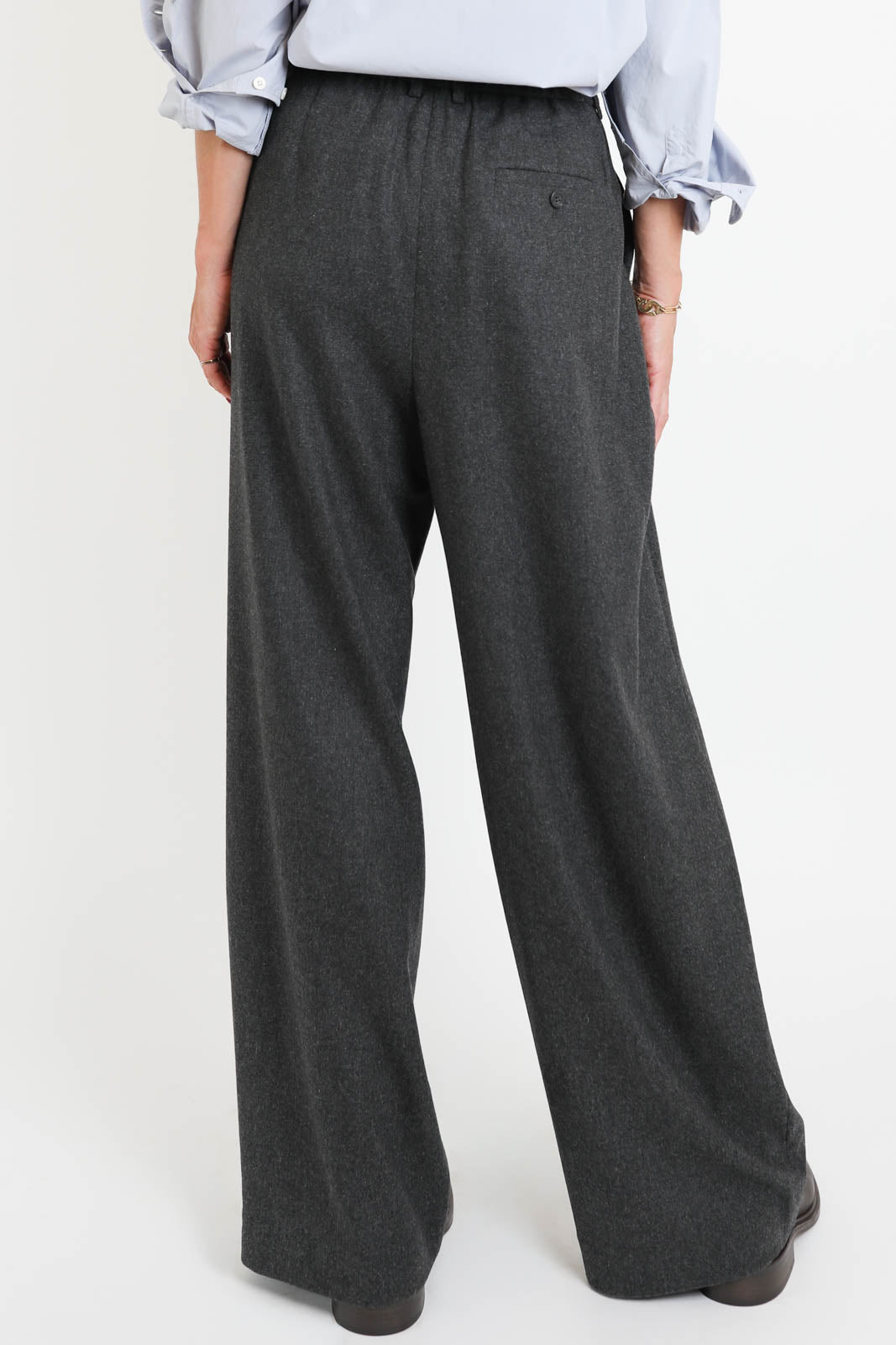 Zenggi, Hose Soft Flannel Jade Elastic in Charcoal