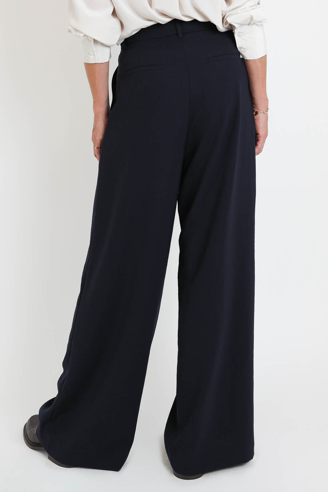 Zenggi, Hose Jap Crepe Micah in Midnight Blue