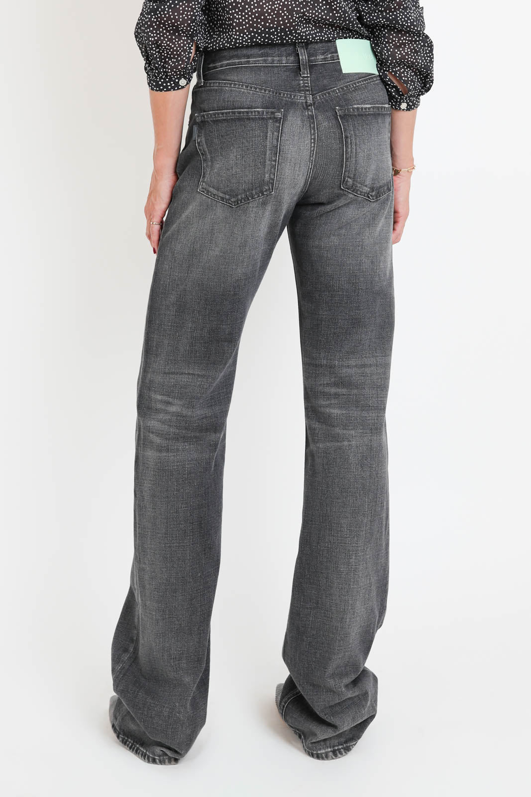 Haikure, Jeans Star in Hedwig Black