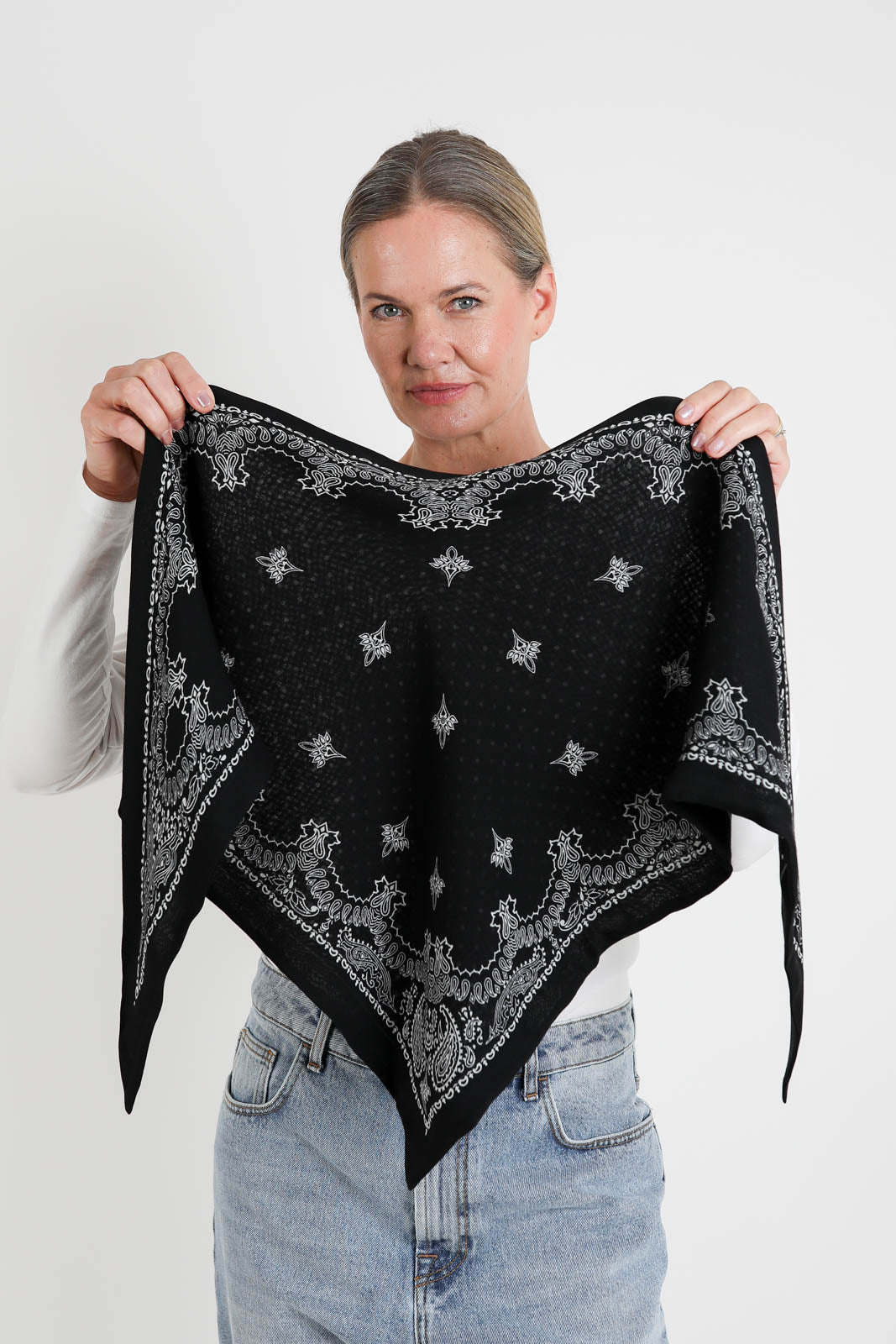 Vestibule, Schal Parisienne in Schwarz