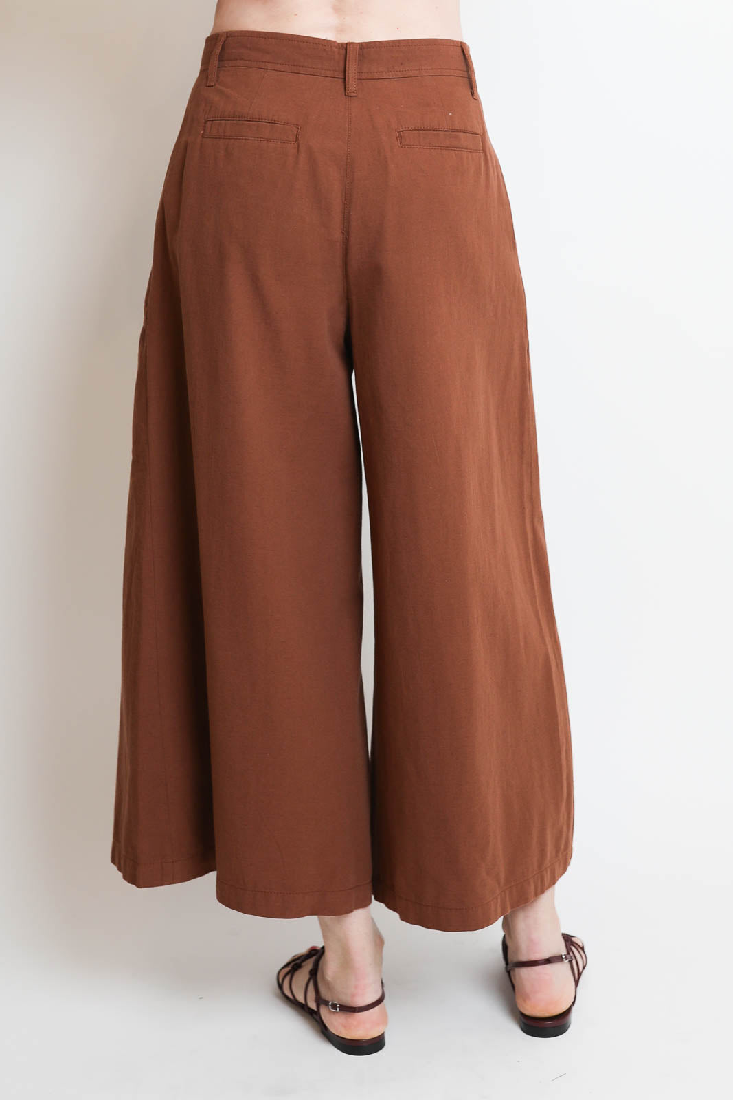 Vanessa Bruno, Hose Griffon in Havane