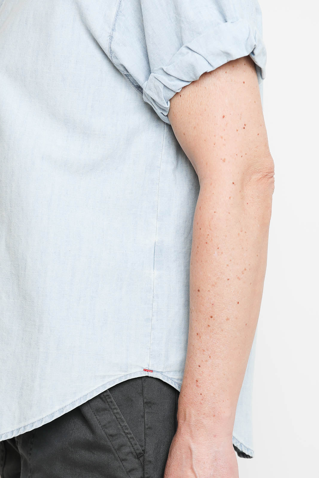 Xirena, Bluse Channing in Air Blue