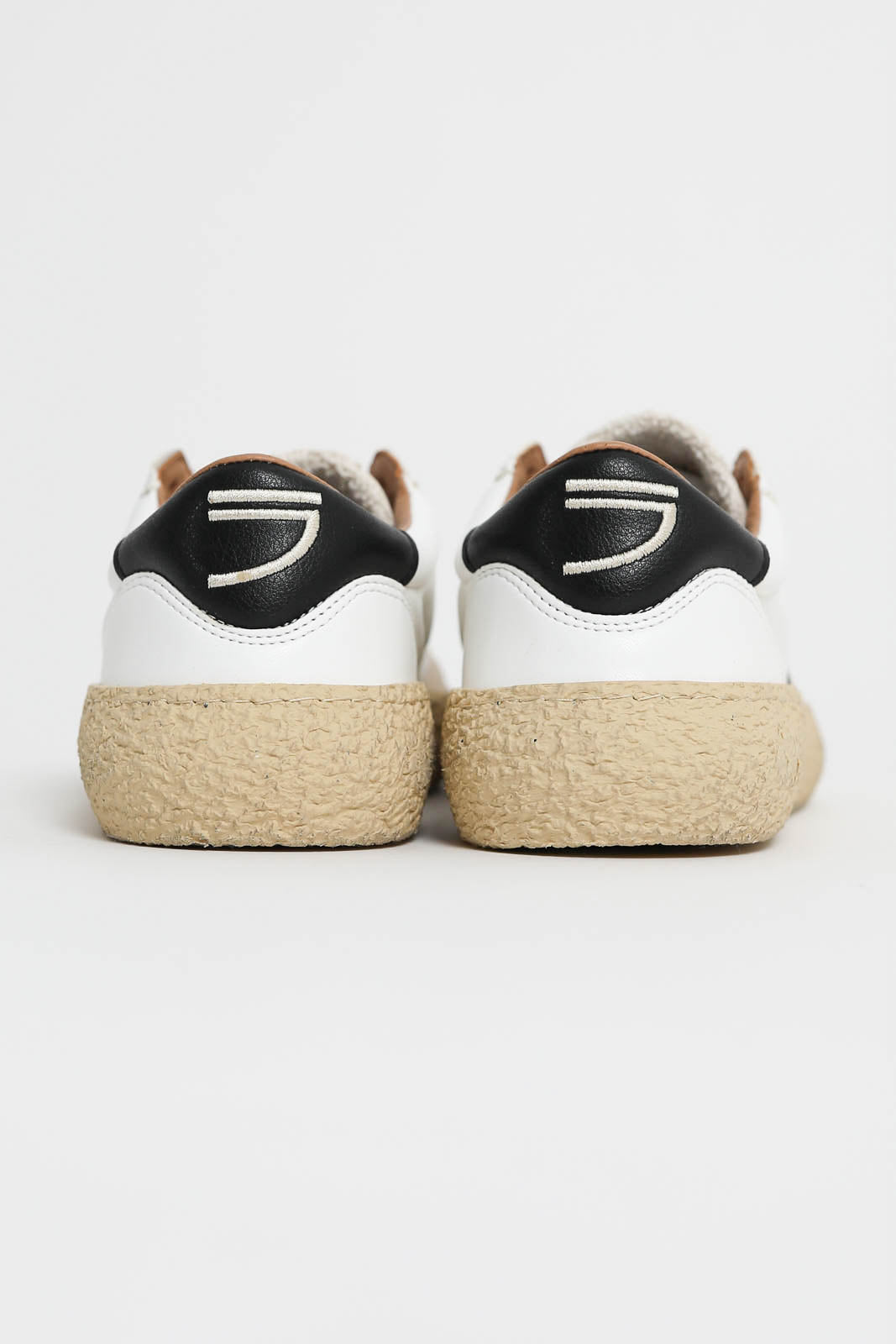 Puraai, Sneakers Vintage in Pitch